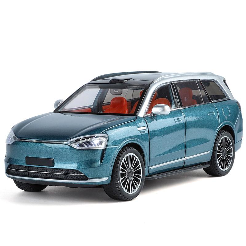 1:24 M9 Diecast Car Model With Sound & Light Pull Back Function Trendy Desktop Display Ornament