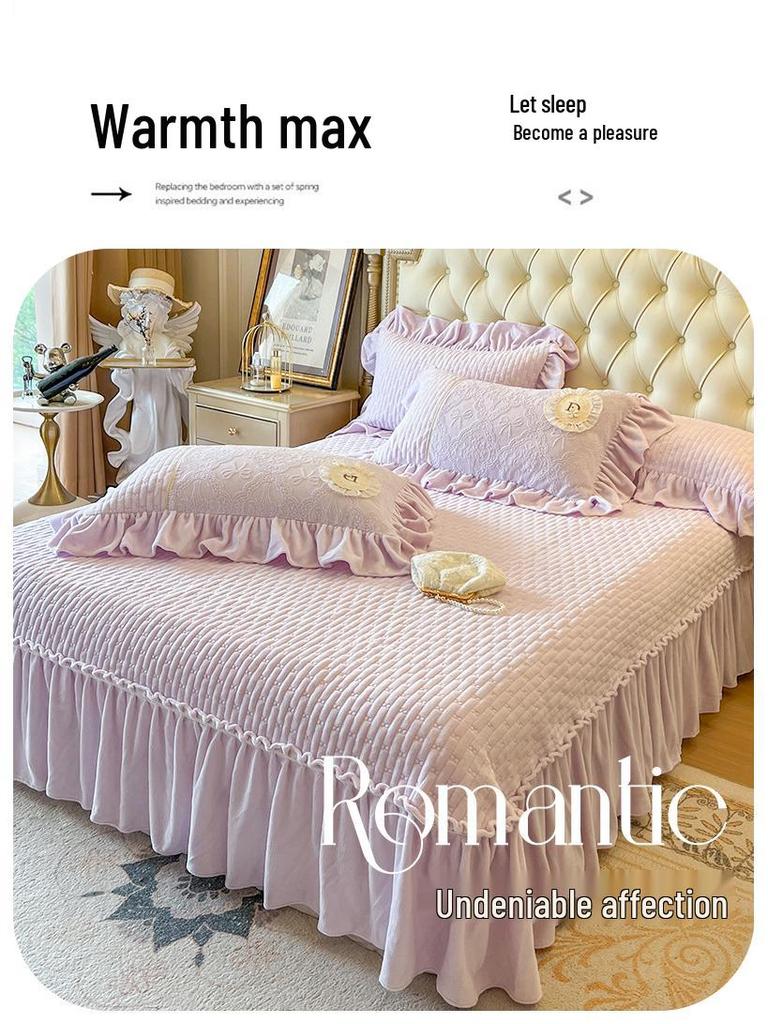 Geschnitztes Milchsamt 4-teiliges gemütliches Tagesdeckenset: Doppelseitige Fleecedecke, dicker gesteppter Bettrüsche für Herbst & Winter