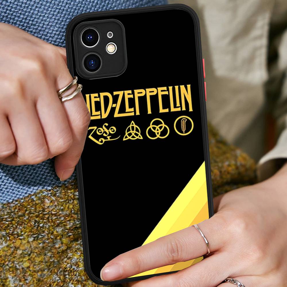 

Чехол Rock L-Led Vintage Band Z-Zeppelin Матовый Защитный Чехол Для IPhone 16 15 14 13 12 11 Pro Max X XS MAX Защитный Чехол iphone 13 pro
