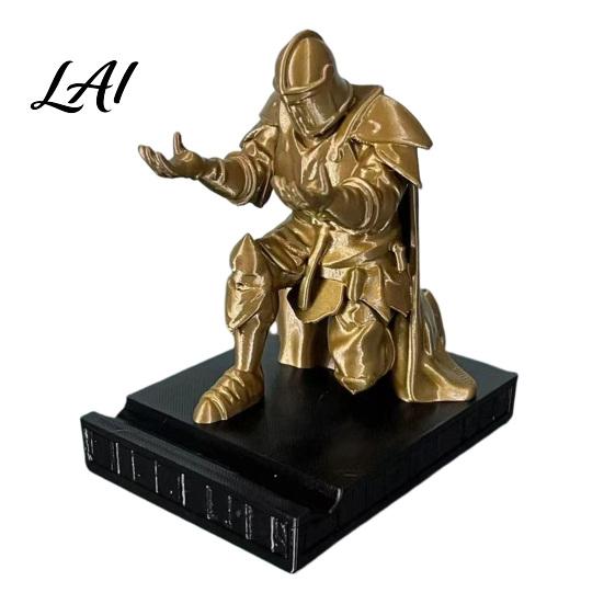 Scratch-resistant Desk Accessory Kneeling Knight Pen Holder 3D Printed Armor Warrior Unique Ninja Decor Organizer Executive Rest for Office, золотистый