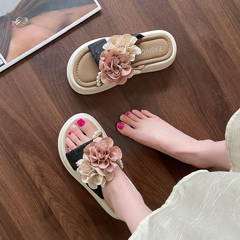 Comfortable One-word Sandals Flower Fairy Cool Slippers Fashion with Skirt Platform 2025 New Versatile Casual Beach