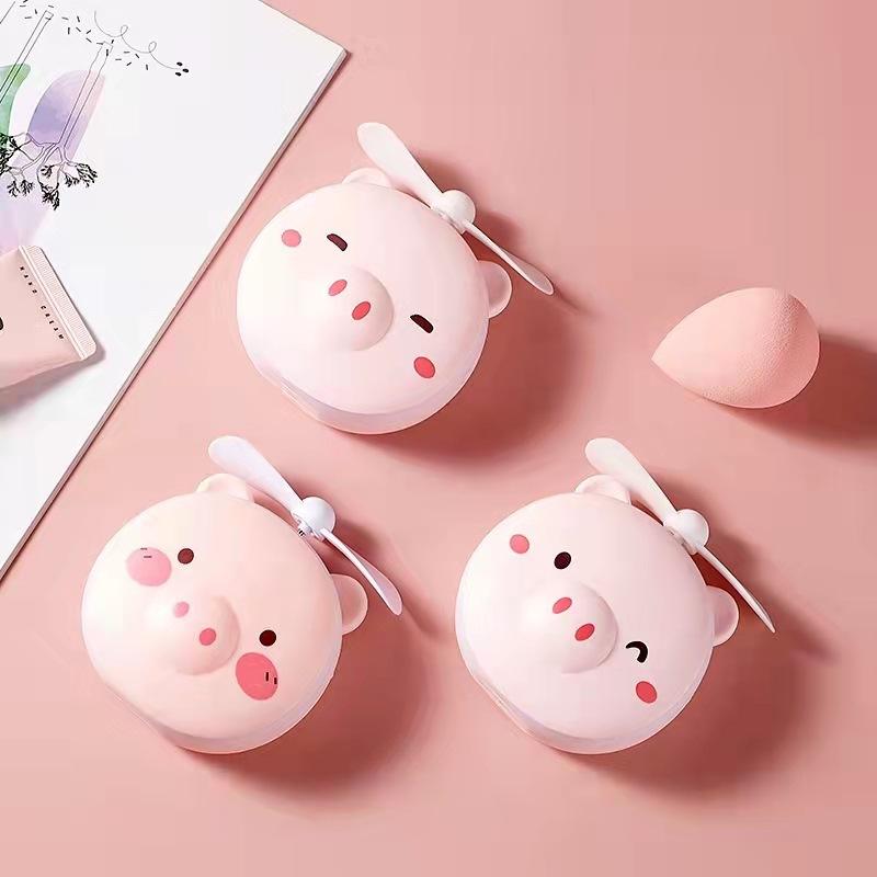 Cute Piggy Makeup Mirror Handheld Mini Fan with Led Light Cosmetics Mirror with Small Fan Girls Travle Portable Fan