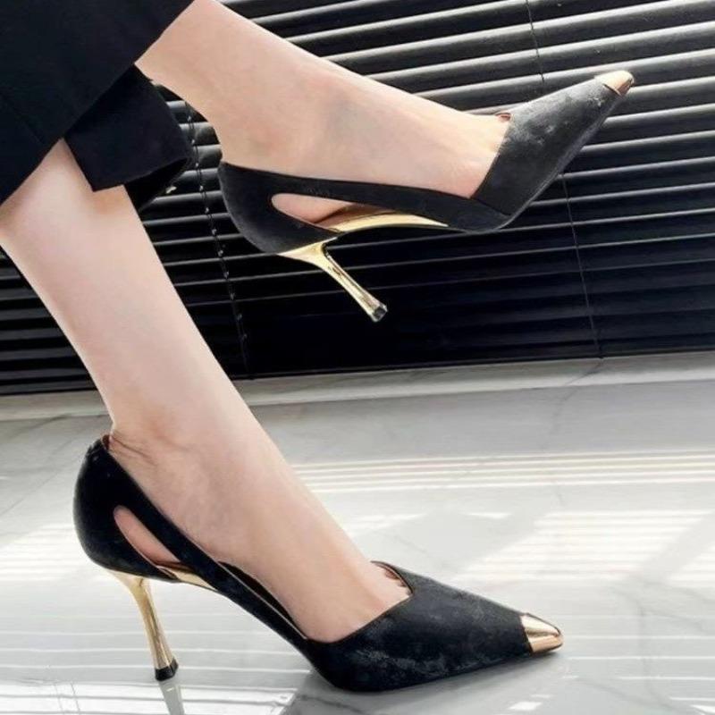 

Женские сандалии Летние Новые Высокие каблуки Острый носок Вышитые Тонкий ремешок Сумка на голову Сандалии Повседневная Мода Темперамент Каблук Сандалии 34 чёрный