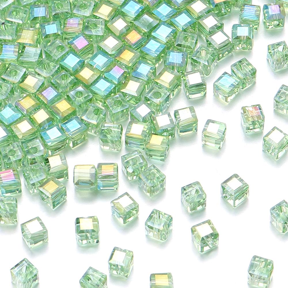50 Pièces 4/6/8mm Cube Carré Facetté Cristal de Bohême Verre Perles Libres Artisanat pour Fabrication de Bijoux DIY Bracelet Collier Accessoires