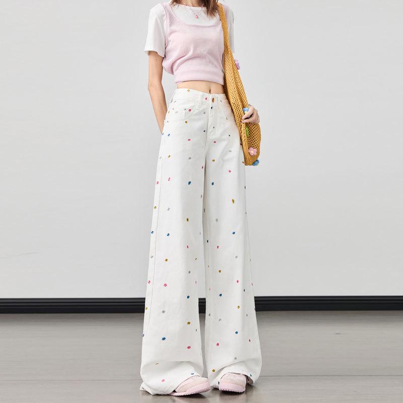 2026 Spring/Summer Women's Plus Size High-Waisted Wide-Leg Jeans with Floral Embroidery - White, Slimming, Versatile