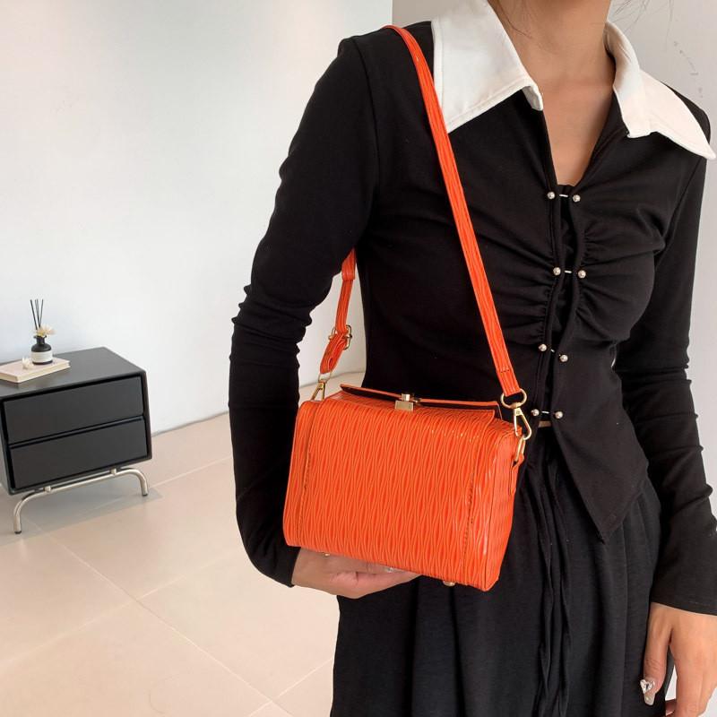 Wholesale Popular New Style Niche Rhombus Single Shoulder Sling Bag Women Bags 2023 Autumn All-match Small Square Bag