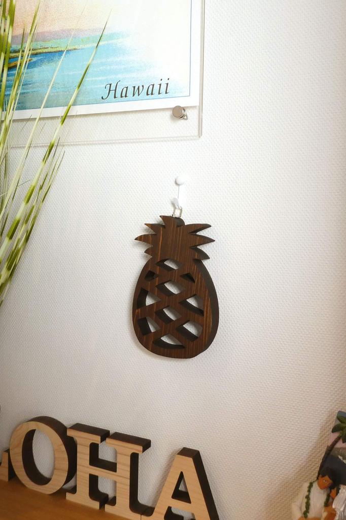 AndLaki Trivet, Stylish Wooden Pineapple Design, Made In Japan with Natural Japanese Cypress (Dark Brown, Small)