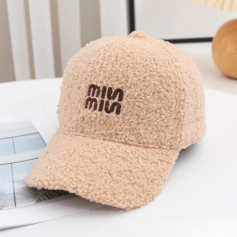 Korean Style Fashion Baseball Hat Women's New Autumn and Winter Lamb Velvet Outdoor Warm Baseball Cap Letters