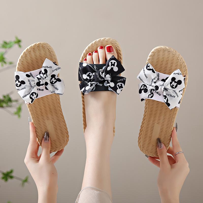 New bow slippers women's summer wear versatile women's flat bottom non-slip female student fashion cool slippers