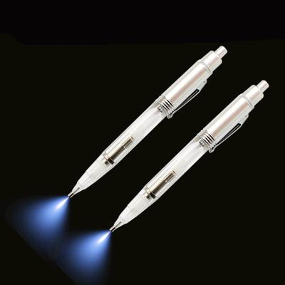 LED DIY Diamond Painting Pen with Light Illumination Drill Art Lighted Pen Applicator Bead Accessories Lighting Tool Accessories