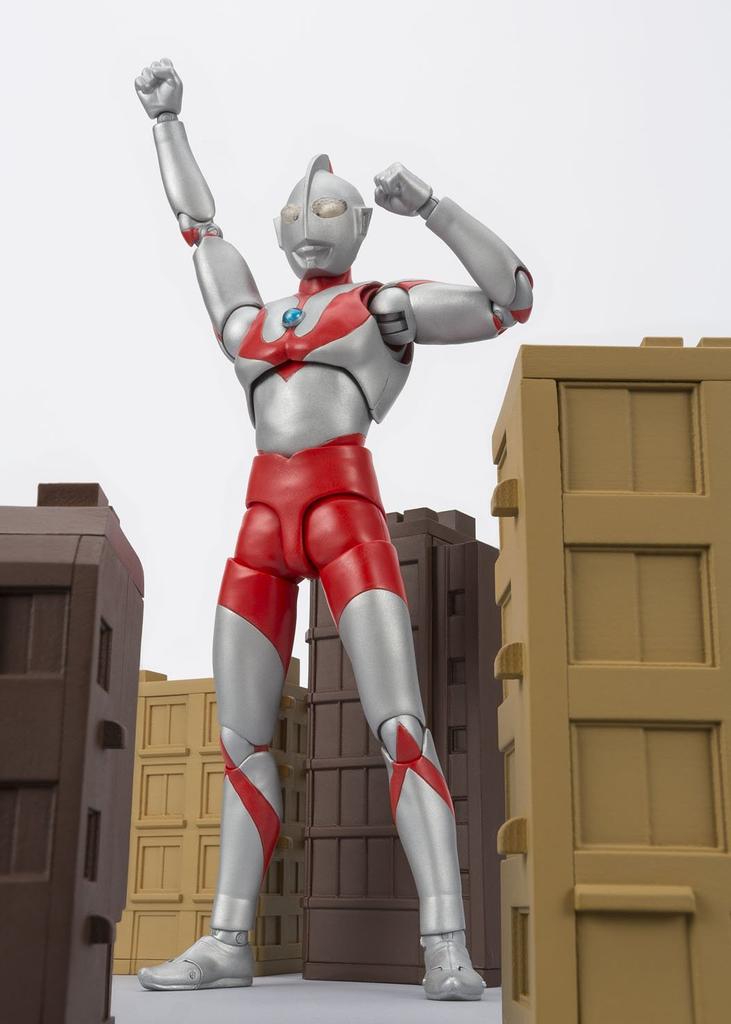 TAMASHII NATIONS Ultraman 50th Anniversary Edition approximately 150mm painted movable figure S.H.Figures PVC&ABS