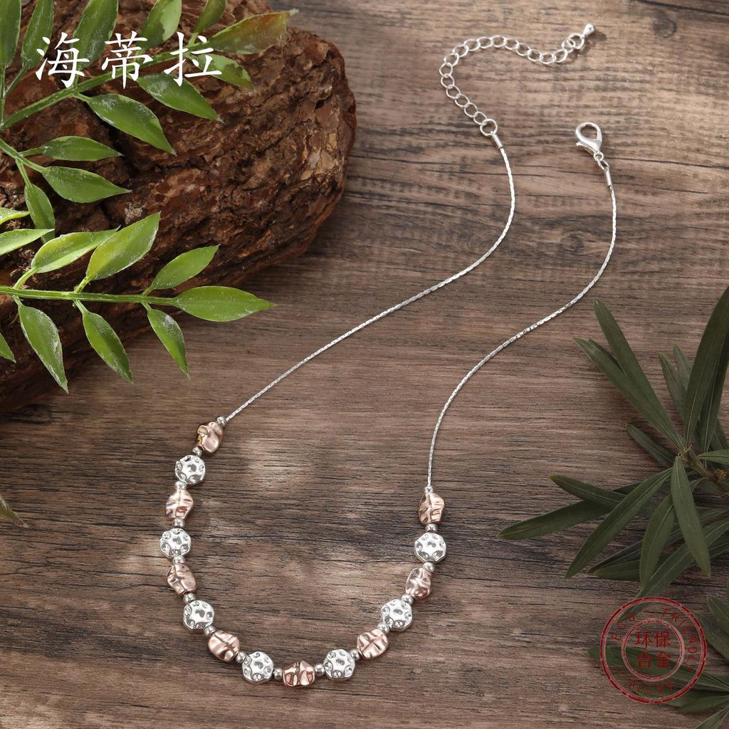Glossy geometric oval two-color beaded necklace, fashionable and high-end women's simple neck chain