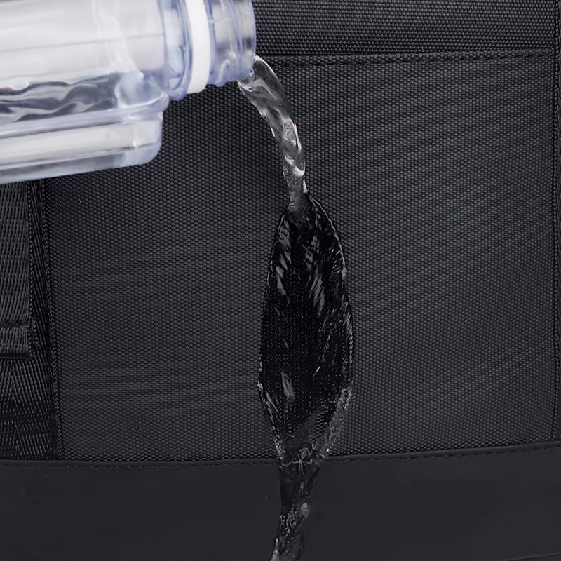 Lässige Outdoor-Laptoptasche Herren Premium-Gefühl Rucksack mit großem Fassungsvermögen Pendler Multifunktionaler Rucksack