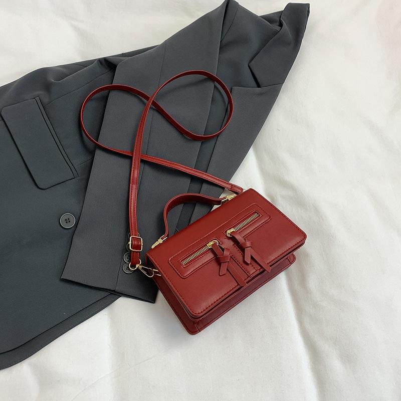 One Shoulder Messenger Bag Niche Design Beautiful Autumn New Simple Retro Portable Women's Small Square Bag