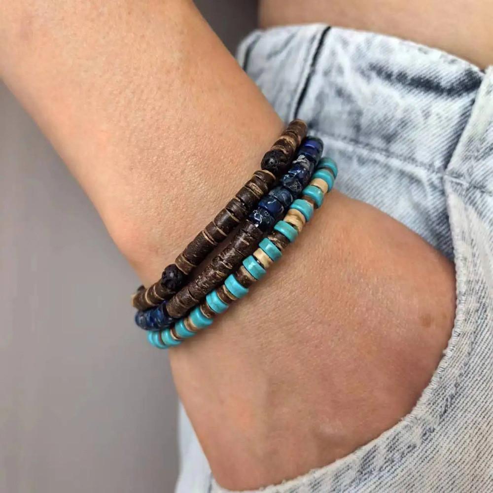 Mehrschichtiges, stapelbares Armband-Set aus Holzperlen für Damen und Herren im handgefertigten afrikanischen Türkis-Stil