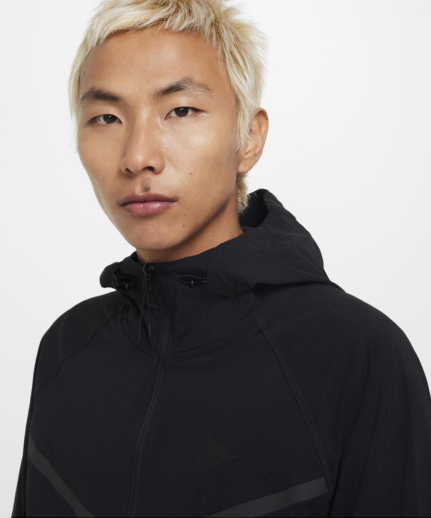 Nike Tech Woven Windrunner Full-Zip Jacket M - Black / Hm7152-010
