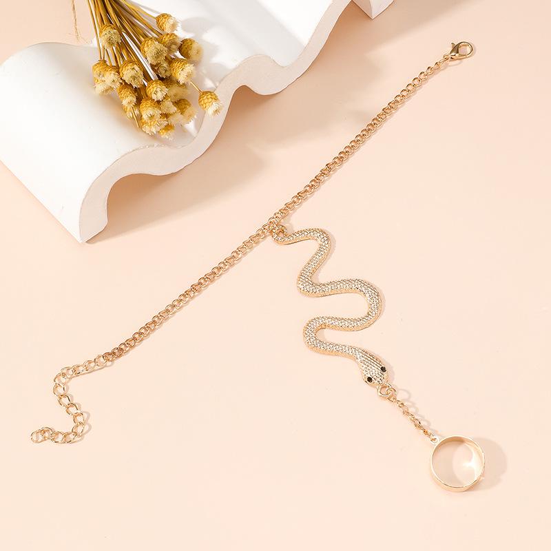 Elegant Snake-Shaped Chain Ring Bracelet: Unique High-End Jewelry for Women