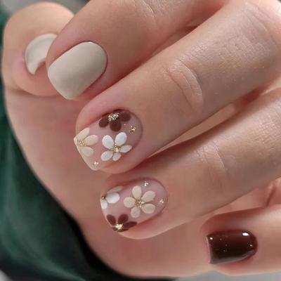 Einfacher einfarbiger künstlicher Nagel, Blume trägt Nagel, abnehmbares Nagelstück, hellbraunes Nagelstück, Nagelpflaster