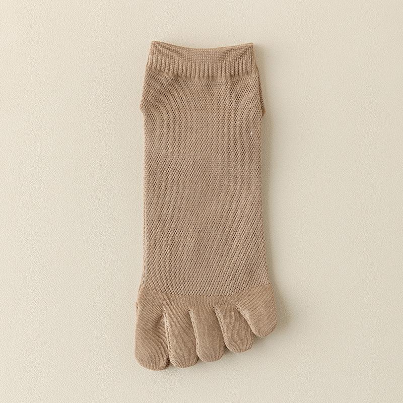 Men's Antibacterial Cotton Split-Toe Socks - Breathable, Sweat-Absorbing Five-Finger Socks for Spring/Summer.