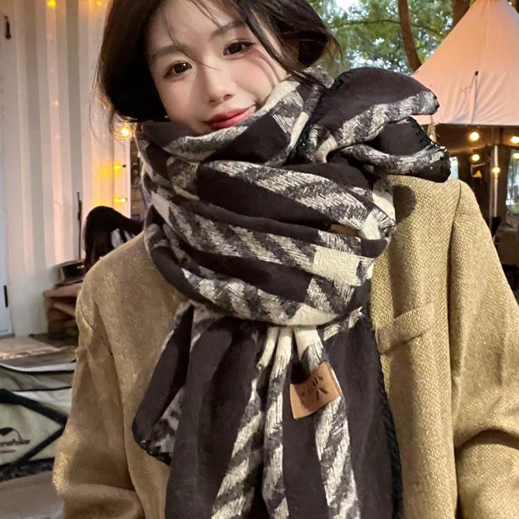 Scarf Women's Winter New Autumn and Winter Korean Atmosphere Houndstooth College Student Thickened Warm Shawl Scarf