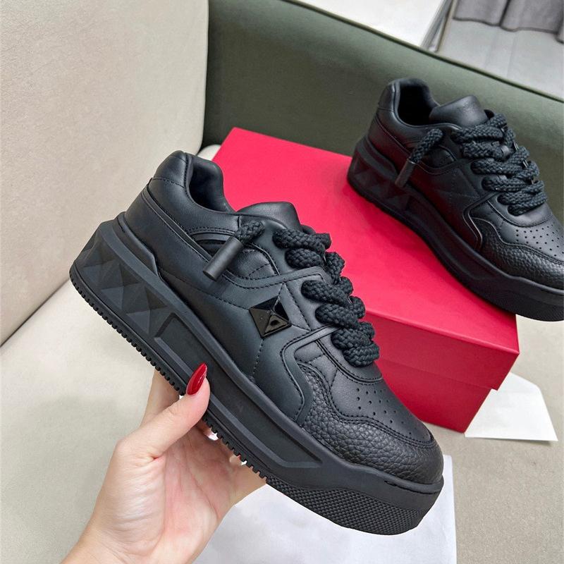 Trendy Men Pink Skateboard Shoes Luxury Designer Innovate Men's Platform Casual Shoes Male Sneaker Small White Shoes Man