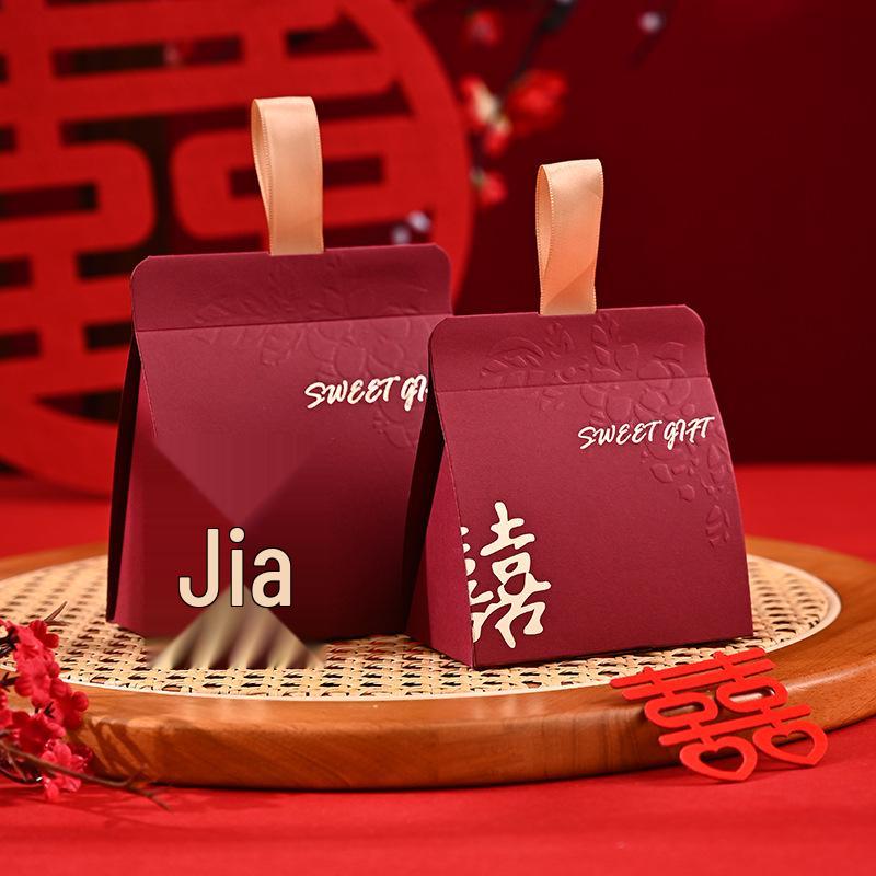 2024 Wedding Engagement Candy Boxes: Creative Handheld Candy Bags in New Wedding Dress Design