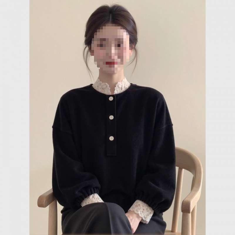Elegant Black Velvet Lace Trim Women's Top - Chinese Style, Slimming & Versatile for Autumn/Winter 2026.