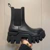 Mode 2025 Ganzjahres-Chelsea-Boots mit Blockabsatz Damen Plateau Panzersohle Gothic Retro Kampfstiefel Trendige Schnür-Motorradstiefel