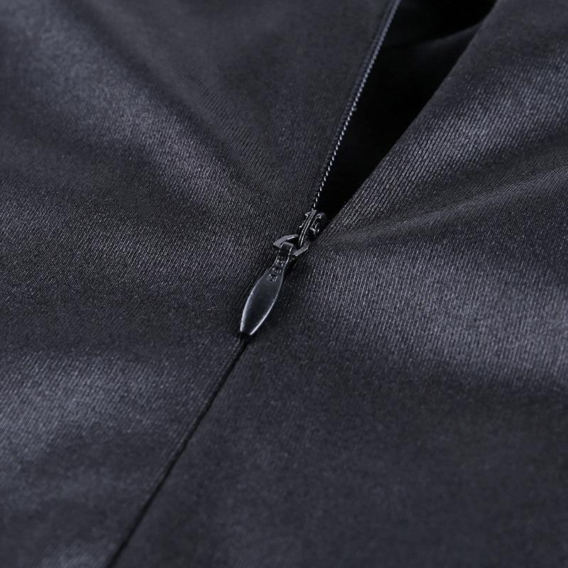 Printemps et été couleur unie fente bretelles robe femme à la mode encolure pêche sexy coupe slim