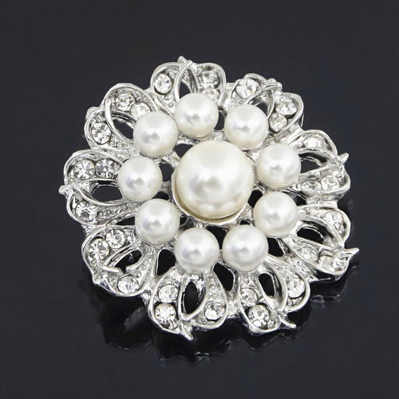 Korean Style Pearl Rhinestone Flower Brooch – Versatile Lapel Pin Accessory