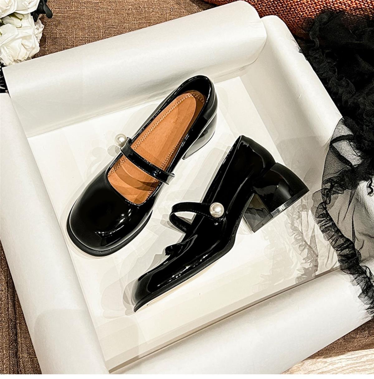 

Весенние новые стильные женские туфли Элегантные туфли-лодочки с квадратным каблуком и жемчужной пряжкой Модные кожаные туфли Мэри Джейн на среднем каблуке 40 чёрный