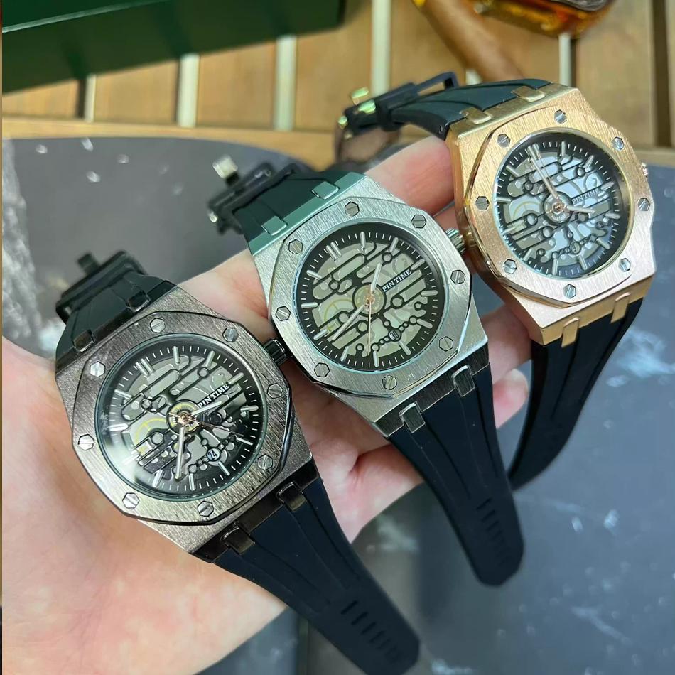 Fashionable Men's Mechanical Style Quartz Watch Casual Waterproof Watch Alloy Personalised Skeletonised Men Wristwatch Gift