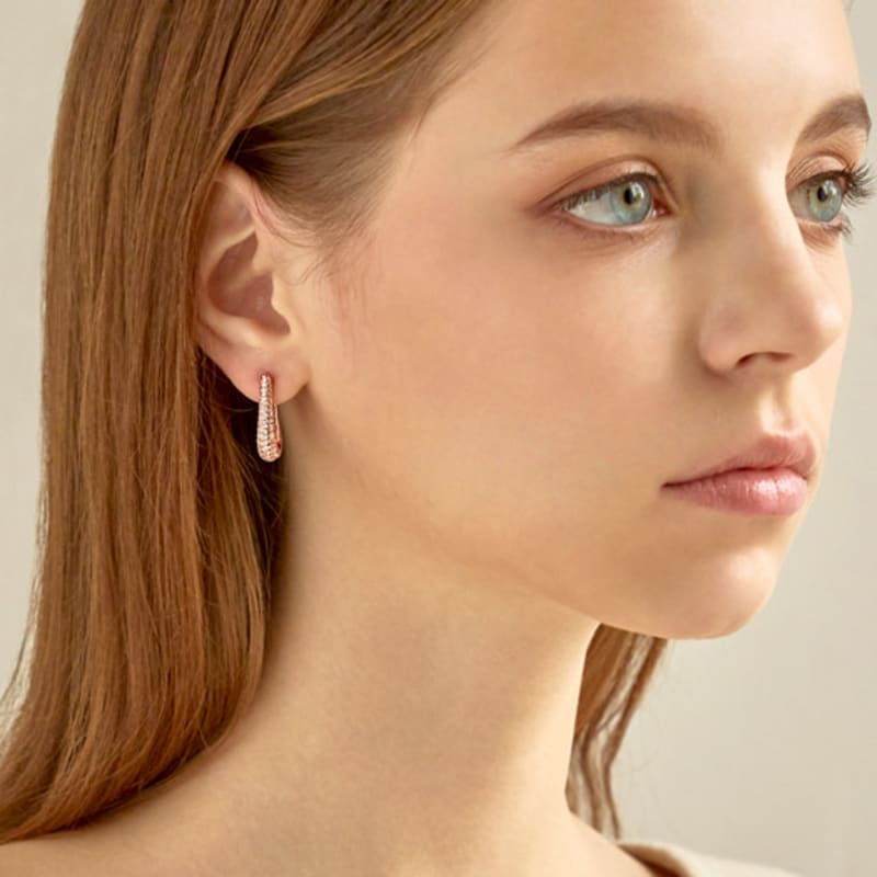 ELLE Jewelry 14K Luxury Cubic One-Touch Earrings (Gold Pin) ELGPEE412