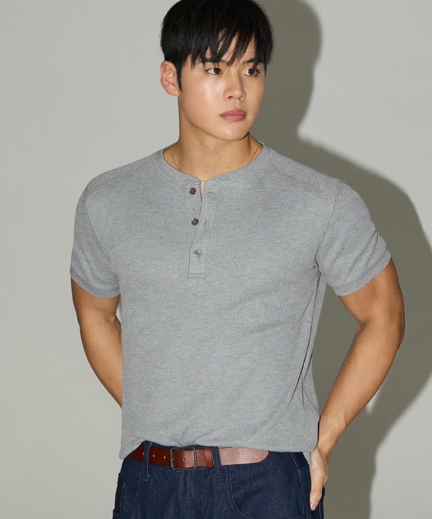 Michikoleondeonseupocheu [2Pack] Waffle Henley Neck Muscle Fit Short Sleeve T-Shirt