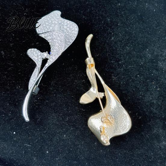 Stable Brooch Women Sparkling Rhinestone Inlaid Common Callalily Shape Anti-Exposure