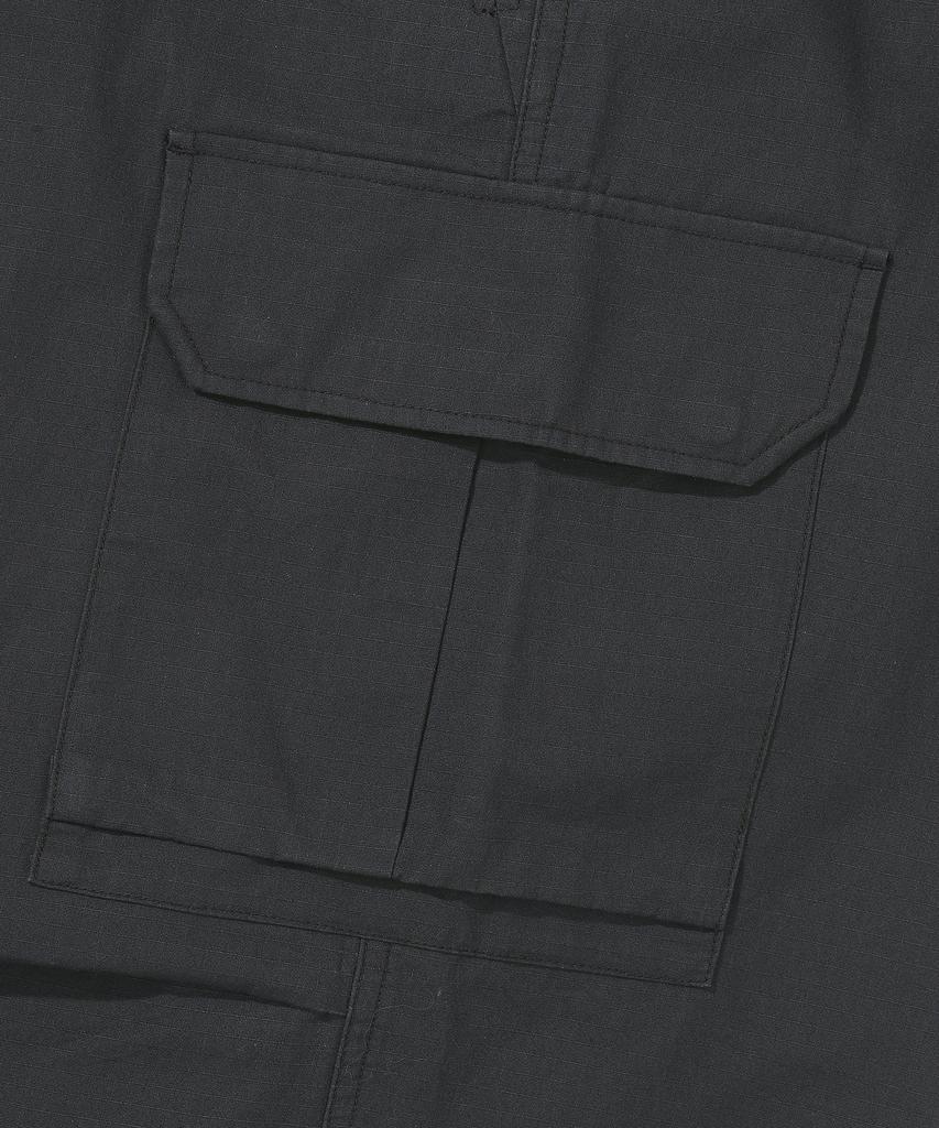 Syupeodeulai Cargo Parachute Pants Black