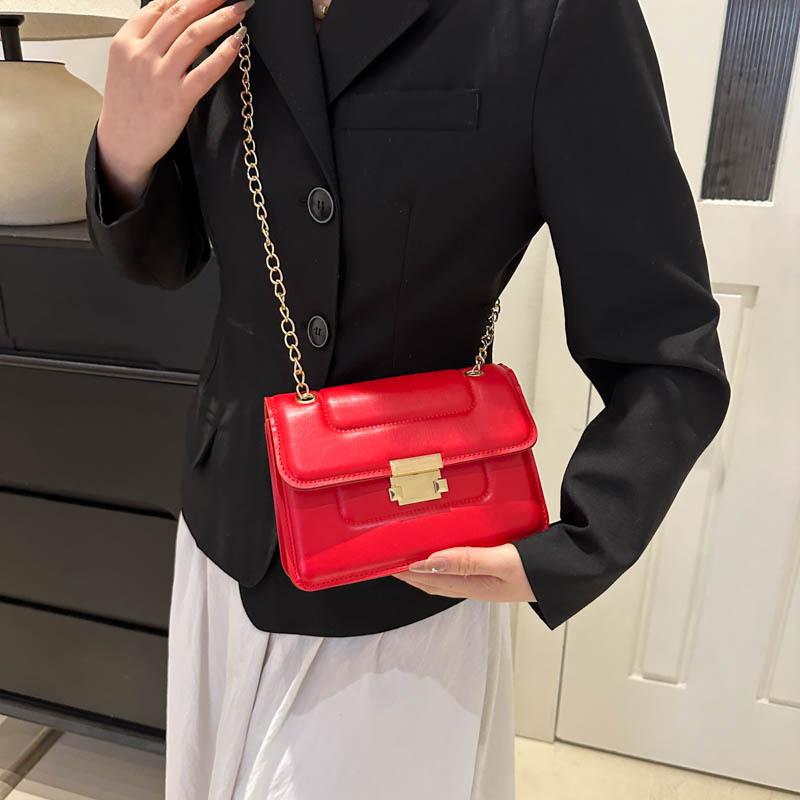 Fashionable Pu Leather Chain Crossbody Bag For Women Stylish Versatile Small Handbag
