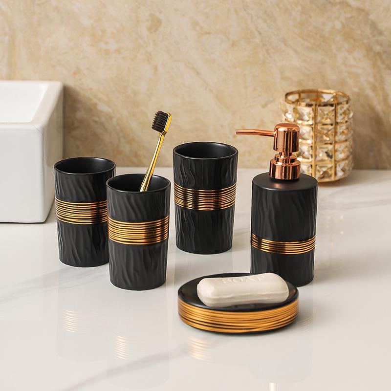 Black Gold Ceramic Lotion Bottle Bathroom Supplies Ceramic Mouthwash Cup Luxury Hotel Bathroom Toiletries Set Press Bottle