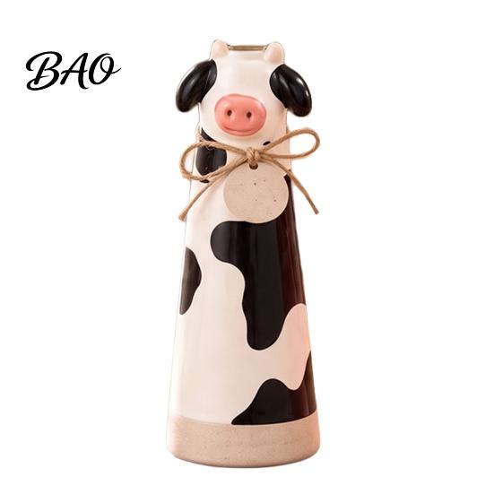 Artistic Resin Table Decoration Cute Animal Vase, Farmhouse Decorative Flower Holder for Home Hand Carved Ornaments Office Decor Pig/Cow/Sheep/Chicken