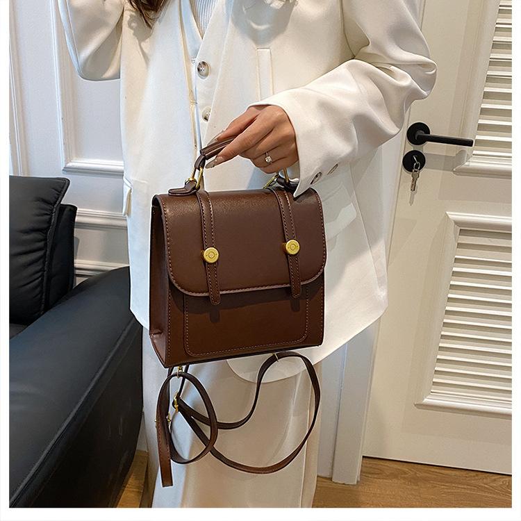 Backpack women's backpack niche design bag 2025 new fashion high sense small girl college bag