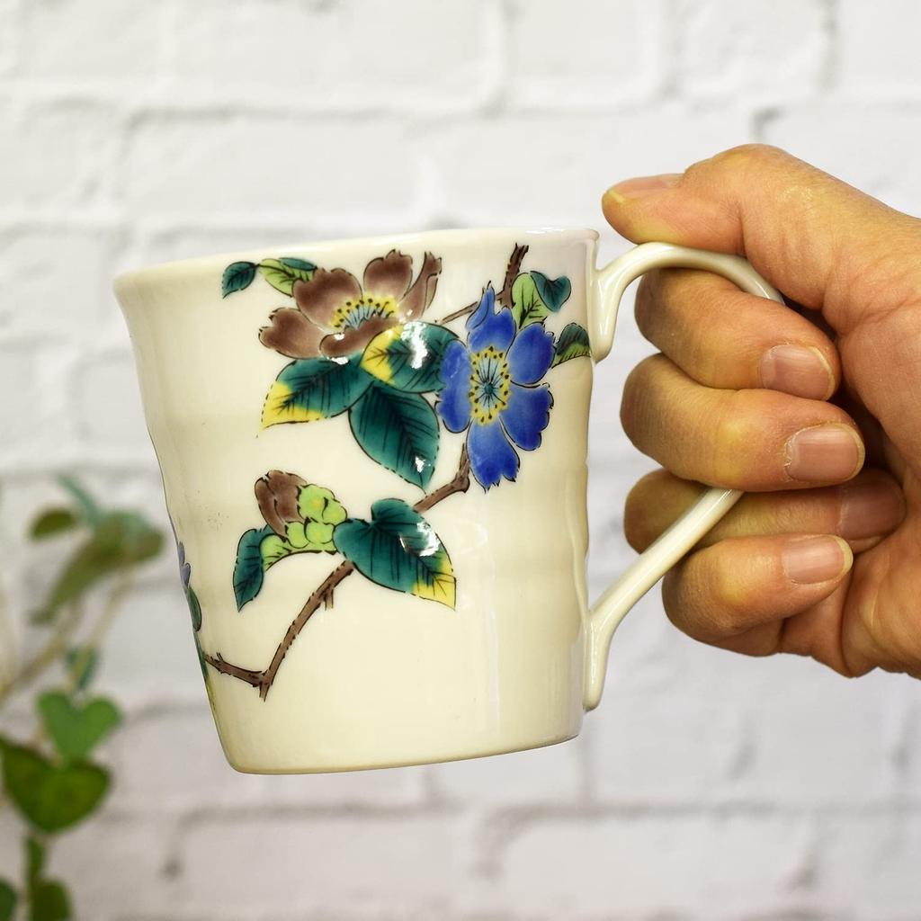Waza no Kura Stylish Kutani Ware Coffee Mug with Camellia Design Ceramic Tableware Made in Japan Perfect Gift for and 88th Birthdays - High-Quality -
