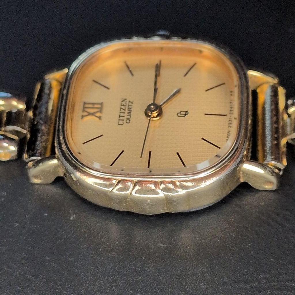 Used CITIZEN Ladies Watch Vintage Working Condition 2931-292740