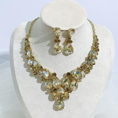 Accessories Exaggerated Vintage Necklace Set Female Luxury Crystal Banquet Dress Accessories Collarbone Chain