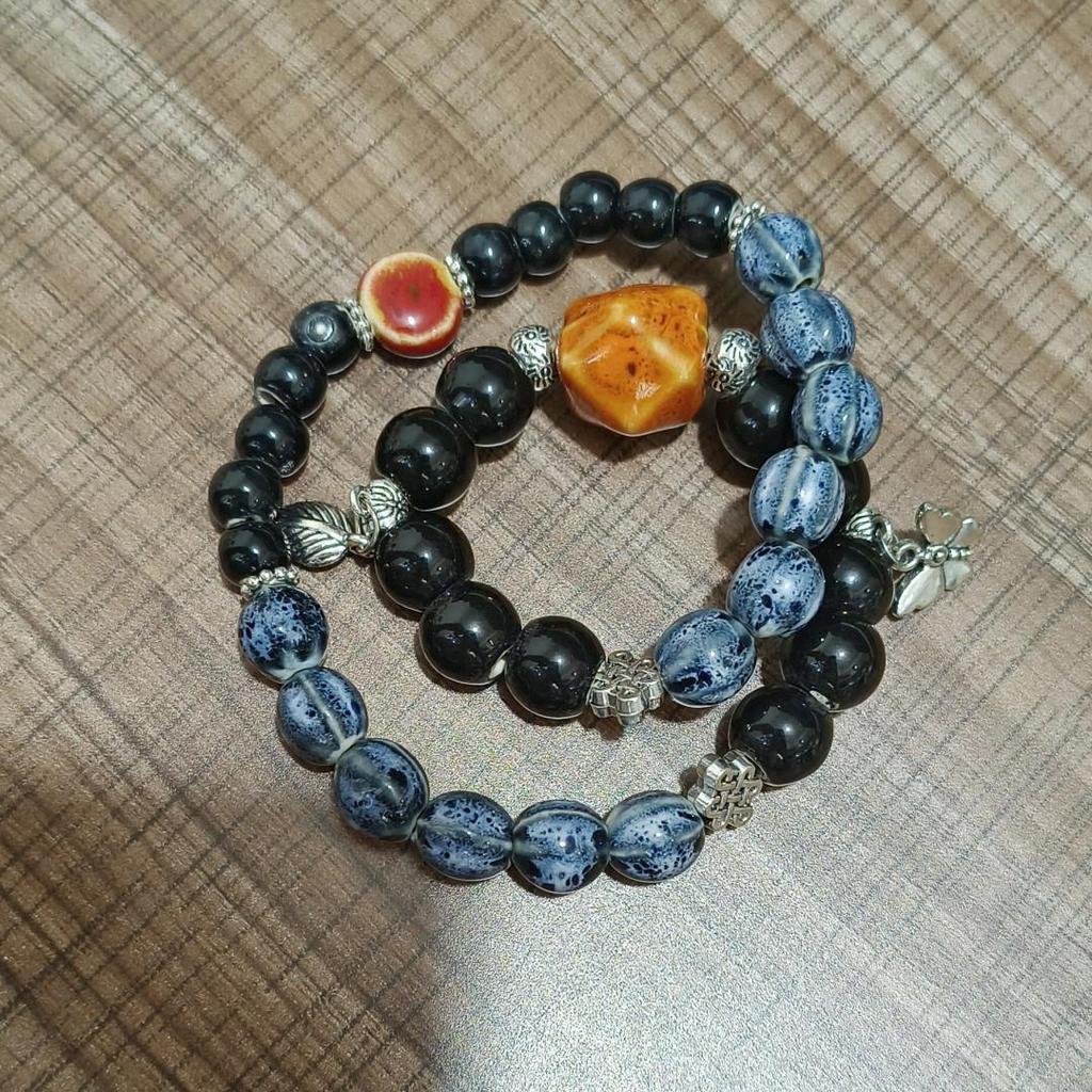 Keramikperlenarmband für Damen, Ethno- und Exotik-Stil, elastisches Seil, chinesisch inspiriertes Design