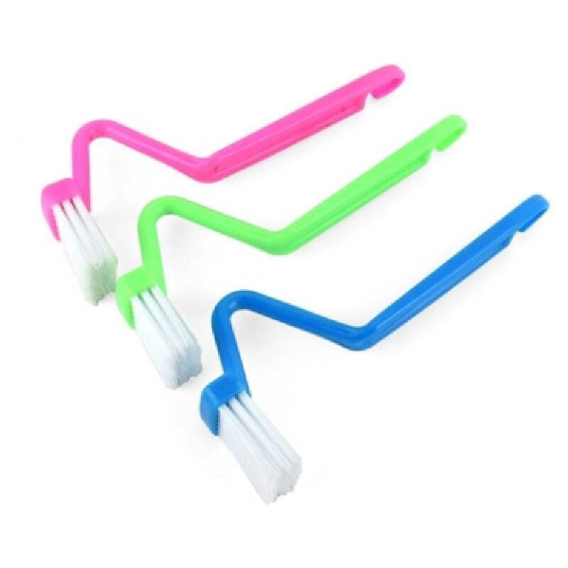 

1 bent toilet brush