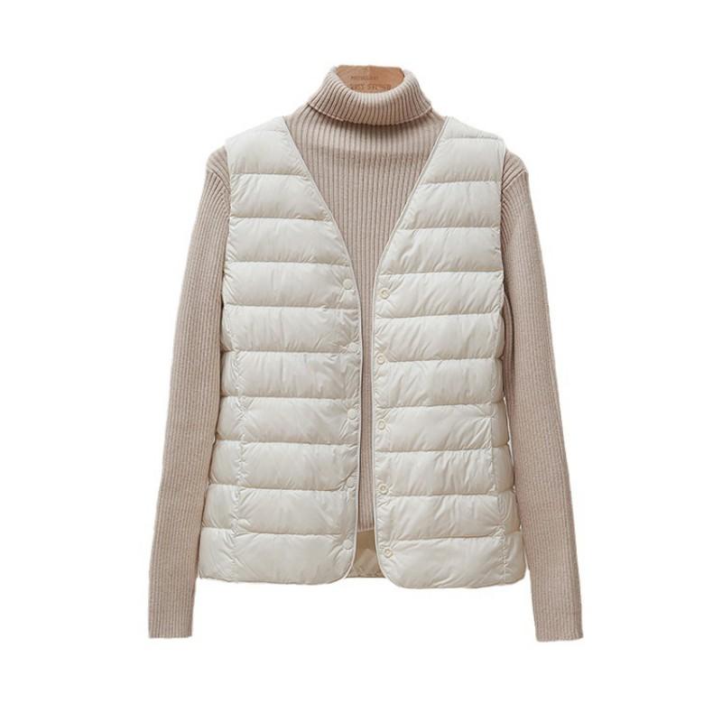 Womens Lightweight Down Vest V-Neck Loose Fit Short Plus Size Layering Fall 2025