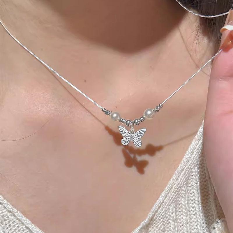 Simple Pearls Beaded Butterfly Necklace For Women Girls Elegant Exquisite Clavicle Chain Jewelry Accessories Gifts
