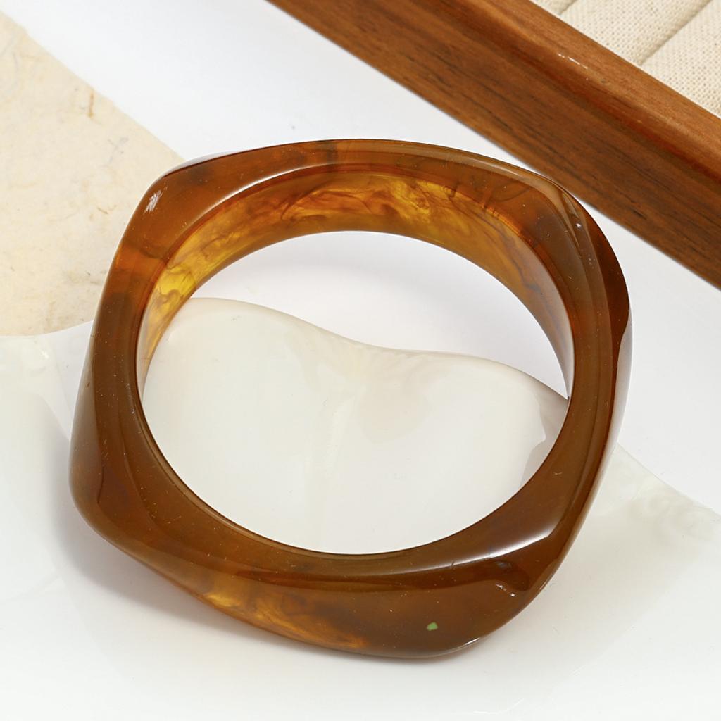 European and American geometric smudge coffee bracelet resin arc bracelet niche design student girlfriend jewelry women