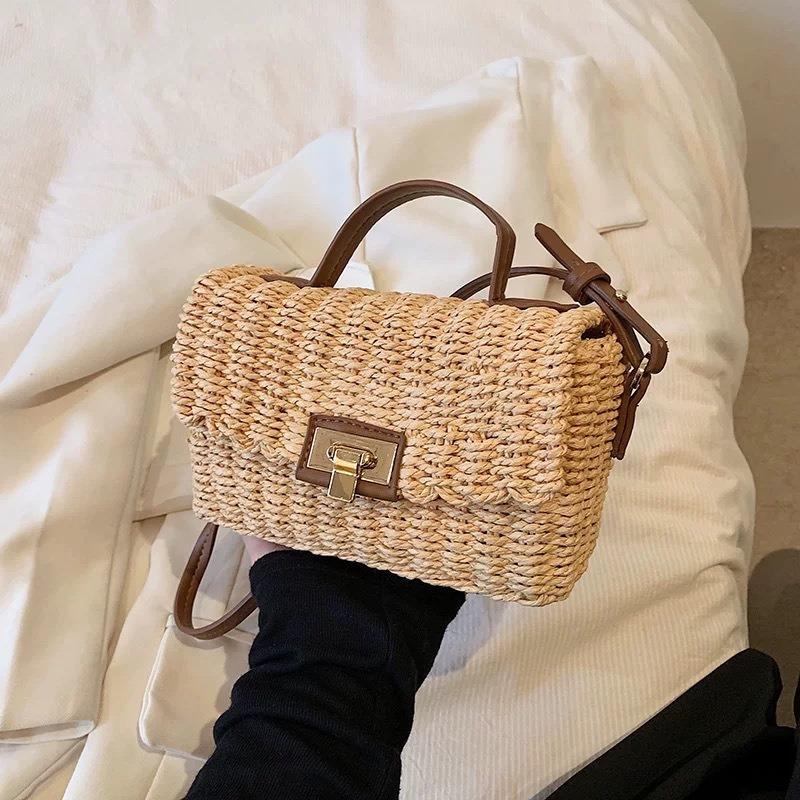 

New versatile summer woven bag straw bag women s messenger bag portable women s bag small square bag vacation beach bag 19*8*12cm