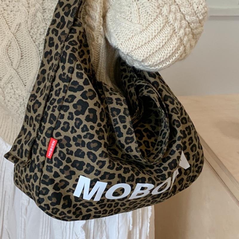 Tote Bag, Women's Large-capacity Single-shoulder Underarm Bag, Simple Crossbody Bag, Trendy Shopping Bag for Shopping